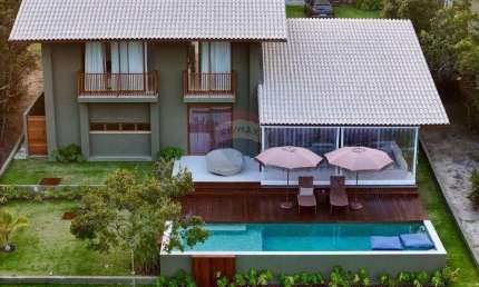 Casa de luxo em condomínio para locação na Praia do Forte - Mata de São João-BA: 5 quartos, 3 suítes, 2 salas, 6 banheiros, 4 vagas, 350m².