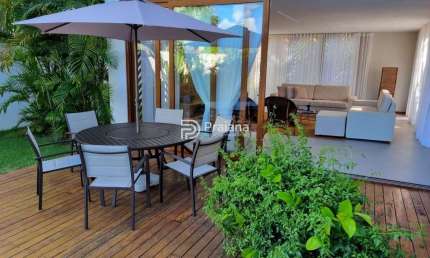 CASA COM 6 SUÍTES A VENDA EM PRAIA DO FORTE - CONDOMÍNIO DOS IPÊS