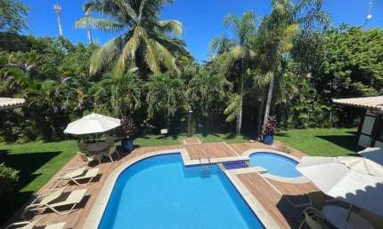 Apartamento à venda na Praia do Forte: 2 quartos, 2 suítes, 3 banheiros, 1 vaga de garagem, 98,41 m².
