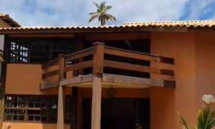 Casa em Condomínio de Luxo na Praia do Forte: 2 Quartos, 1 Suíte, 3 Banheiros, 2 Vagas, 196m² - Mata de São João-BA