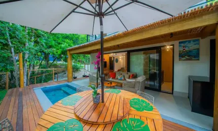 Casa em condomínio de luxo na Praia do Forte, Mata de São João-BA, 3 quartos, 3 suítes e 130m²!