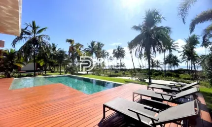 Mansão de Luxo para Temporada Praia do Forte | FRENTE MAR- em Condomínio na Praia do Forte, Mata de São João-BA, com 760m² e 5 vagas de garagem