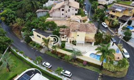 Casa de em condomínio - 4 quartos, 3 suítes, 450m² - Estrada do Coco, Lauro de Freitas-BA