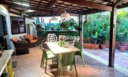 Apartamento espaçoso de 3 quartos com suíte e vaga de garagem em Mata de São João-BA!