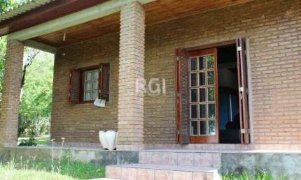 Sítio para Venda - 100m², 3 dormitórios, 9 vagas - Pinheiro
