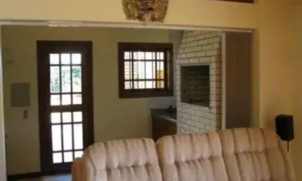 Casa para Venda - 369m², 3 dormitórios, sendo 2 suites, 2 vagas - Cavalhada