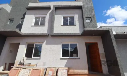Casa em condomínio fechado com 2 quartos à venda na Rua Miguel Ascoleze, 218, Vila Nova, Porto Alegre