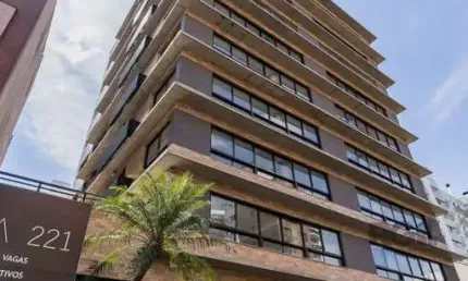 Apartamento para Venda - 130.07m², 3 dormitórios, sendo 3 suites, 3 vagas - Petrópolis
