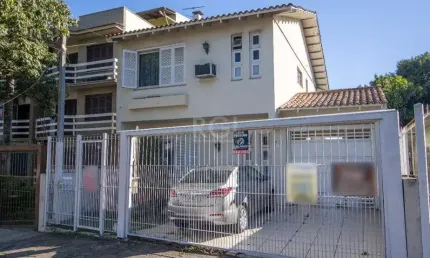 Sobrado para Venda - 139.18m², 3 dormitórios, sendo 1 suites, 4 vagas - Cristo Redentor