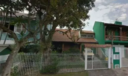 Casa para Venda - 300m², 3 dormitórios, sendo 1 suites, 2 vagas - Jardim Verde