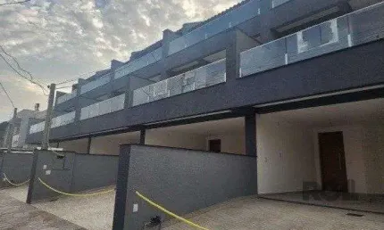 Casa 3 dormitórios com 1 suíte, vaga condomínio Jardins do Prado bairro Hípica Porto Alegre rs