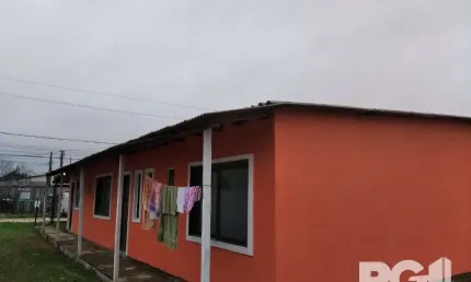 Casa com 2 quartos à venda na Rua Marino Barcelos, 556, Lami, Porto Alegre