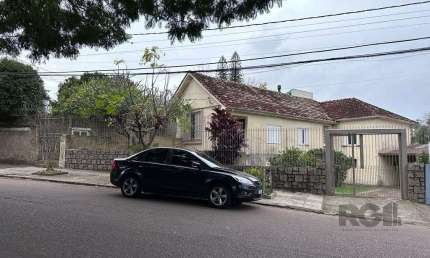 Terreno à venda na Rua Professor Clemente Pinto, 1170, Medianeira, Porto Alegre