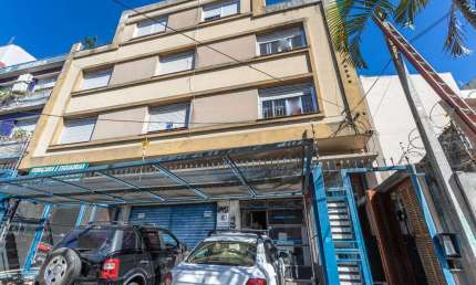 Kitnet / Stúdio à venda na Rua Santo Antônio, 304, Floresta, Porto Alegre