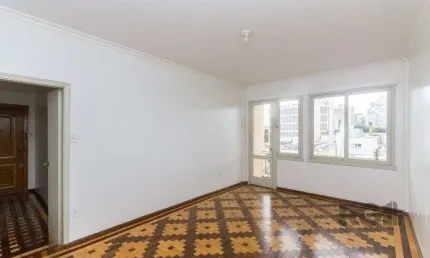 Excelente apartamento de 126m² com 3 dormitórios e sacada.