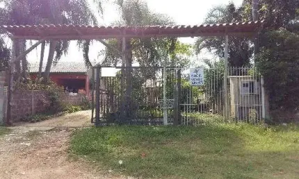 Casa para Venda - 100m², 3 dormitórios, 6 vagas - Hípica