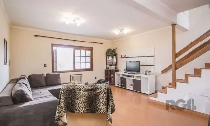 Casa com 2 quartos à venda na Rua Barão do Amazonas, 2901, Partenon, Porto Alegre
