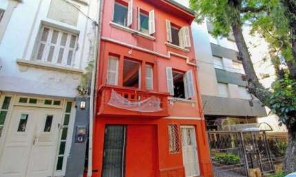Casa com 4 quartos à venda na Rua Felipe Camarão, 133, Rio Branco, Porto Alegre