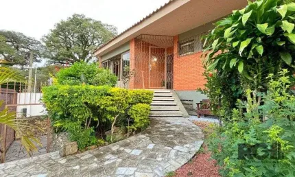 Casa com 3 quartos à venda na Rua Hipólito da Costa, 184, Santa Tereza, Porto Alegre