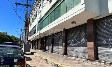 Barracão / Galpão / Depósito à venda na Avenida Bento Gonçalves, 4587, Partenon, Porto Alegre
