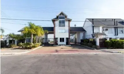 Casa Condominio para Venda - 150m², 4 dormitórios, sendo 2 suites, 2 vagas - Agronomia