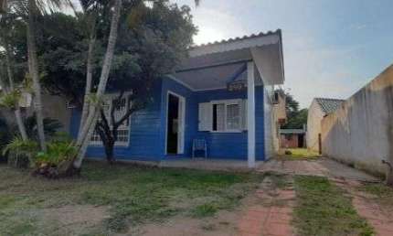 Casa para Venda - 120m², 2 dormitórios, sendo 1 suites, 6 vagas - Vila Nova
