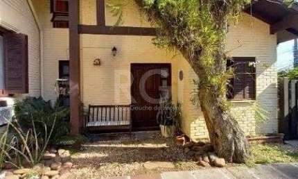 Casa para Venda - 683.64m², 4 dormitórios, sendo 3 suites, 6 vagas - Tristeza