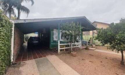 Casa para Venda - 120m², 3 dormitórios, sendo 1 suites, 2 vagas - Ipanema/ Bahamas