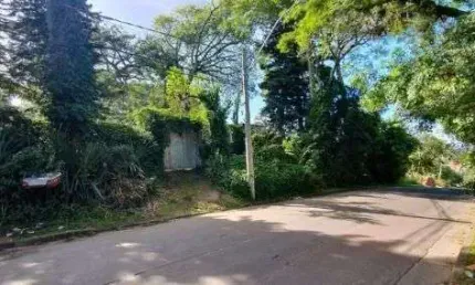 Terreno em Porto Alegre, no bairro Belém Novo, à venda.