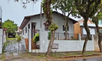 Casa em porto alegre, no bairro tristeza, com 3 dormitório(s), e 3 banheiros, à venda.