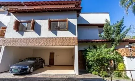 Casa Condominio em Porto Alegre, no bairro Jardim Isabel, com 3 dormitório(s), à venda.