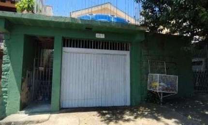 Casa em Porto Alegre, no bairro Tristeza, com 3 dormitório(s), e 3 banheiros, à venda.