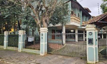 Casa Condominio em Porto Alegre, no bairro Ipanema, com 3 dormitório(s), e 3 banheiros, à venda.