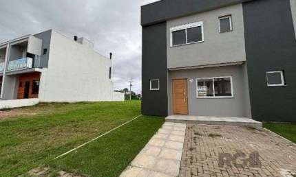Casa Condominio em Porto Alegre, no bairro Campo Novo, com 3 dormitório(s), à venda.