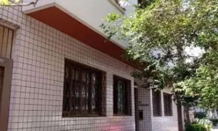 Apartamento em Porto Alegre, no bairro Cidade Baixa, com 1 dormitório(s), e 1 banheiros, à venda.