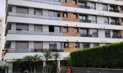 Studio em Porto Alegre, no bairro Tristeza, com 1 dormitório(s), e 1 banheiros, à venda.