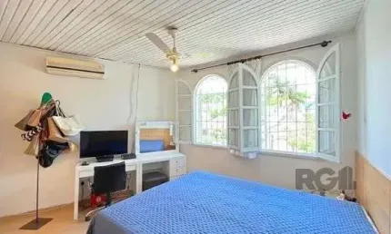 Casa com 3 quartos à venda na Rua Conselheiro Xavier da Costa, 2102, Ipanema, Porto Alegre