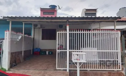 Casa 2 dormitórios, vaga de garagem, bairro pq dos eucalípitos