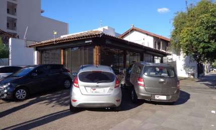 Loja para Venda - 150m², 0 dormitórios, 10 vagas - Menino Deus
