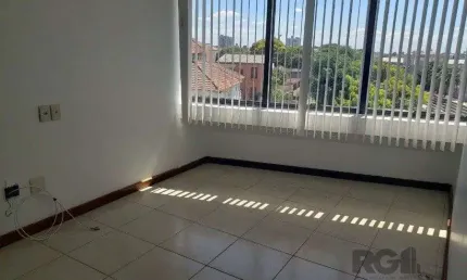 Sala comercial à venda na Avenida Benjamin Constant, 1130, São João, Porto Alegre