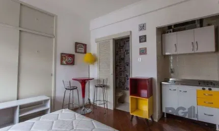 Excelente apto. jk com , banheiro montado, cozinha com armários, piso laminado, semi mobiliado, port. 24:00hrs, 02 elevadores.
