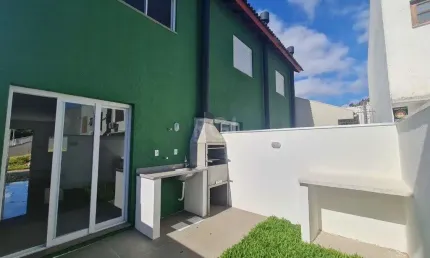 Casa para Venda - 74.67m², 2 dormitórios, sendo 1 suites, 1 vaga - Guarujá/ Portal do Guarujá