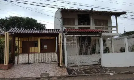 Casa para Venda - 180m², 4 dormitórios, sendo 1 suites, 3 vagas - Campo Novo