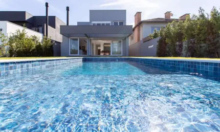 Casa em condomínio fechado com 4 quartos à venda na Avenida Juca Batista, 9085, Belém Novo, Porto Alegre