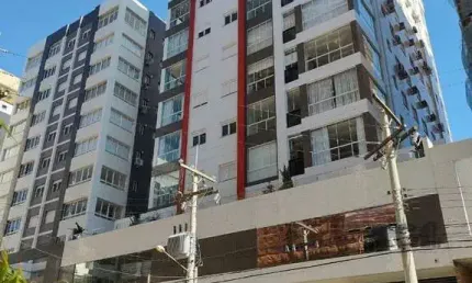 Apto mobiliado e decorado 01 dormitório com garagem