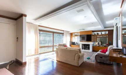 Casa com 3 quartos à venda na Avenida Pereira Passos, 470, Vila Assunção, Porto Alegre