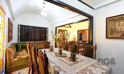 Casa com 5 quartos à venda na Rua Conselheiro Xavier da Costa, 3361, Ipanema, Porto Alegre