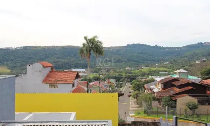 Casa para Venda - 339m², 3 dormitórios, 2 vagas - Vila Nova, Porto Alegre