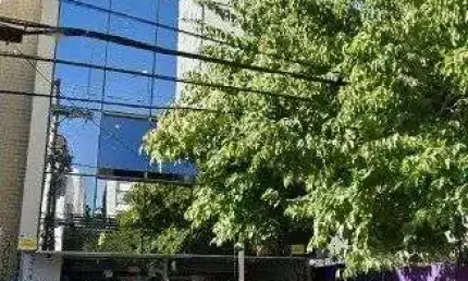Sala comercial à venda na Avenida Alegrete, 516, Petrópolis, Porto Alegre