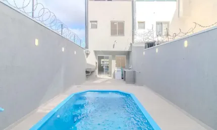 Casa 2 suítes com piscina toda reformada no Guarujá